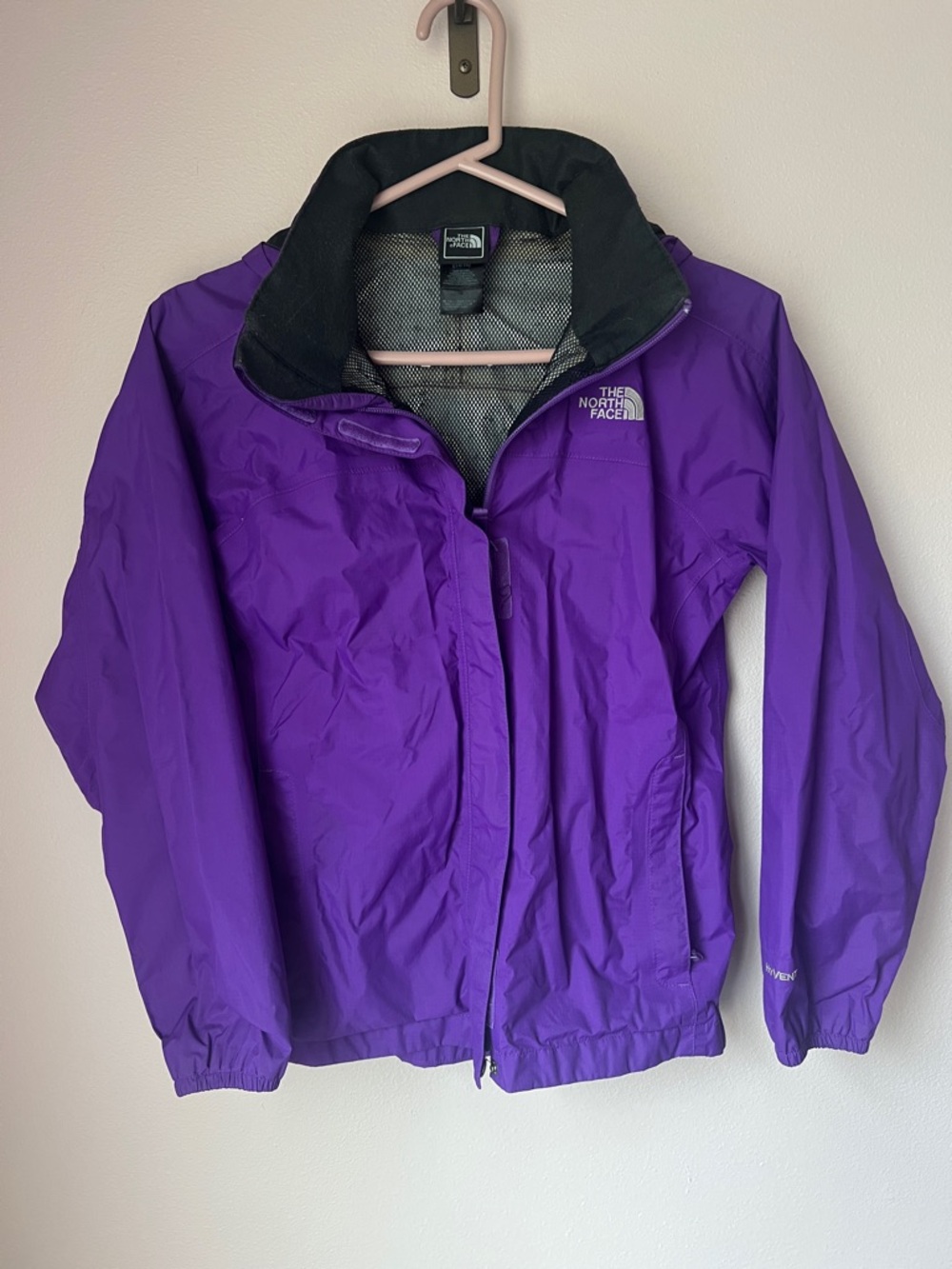 The North Face children’s 's Purple Rain Shell Jacket